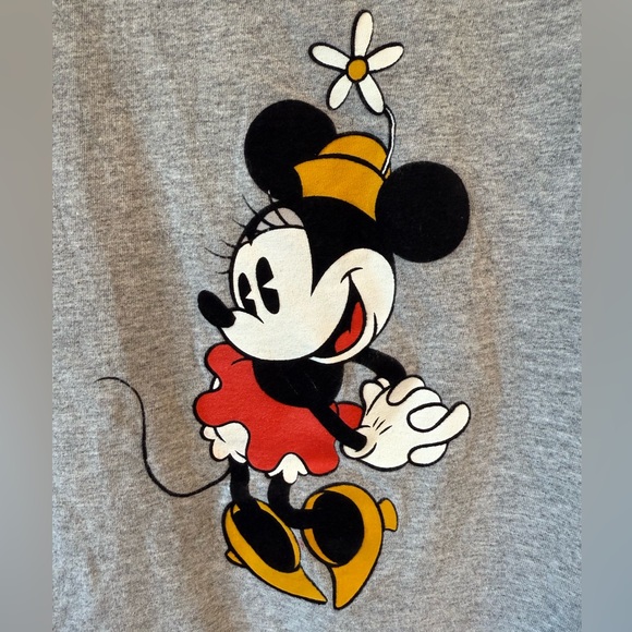 Disney Minnie Mouse Girls Graphic T-Shirt Flocked Minnie Kids Size 4/5 - Picture 2 of 4
